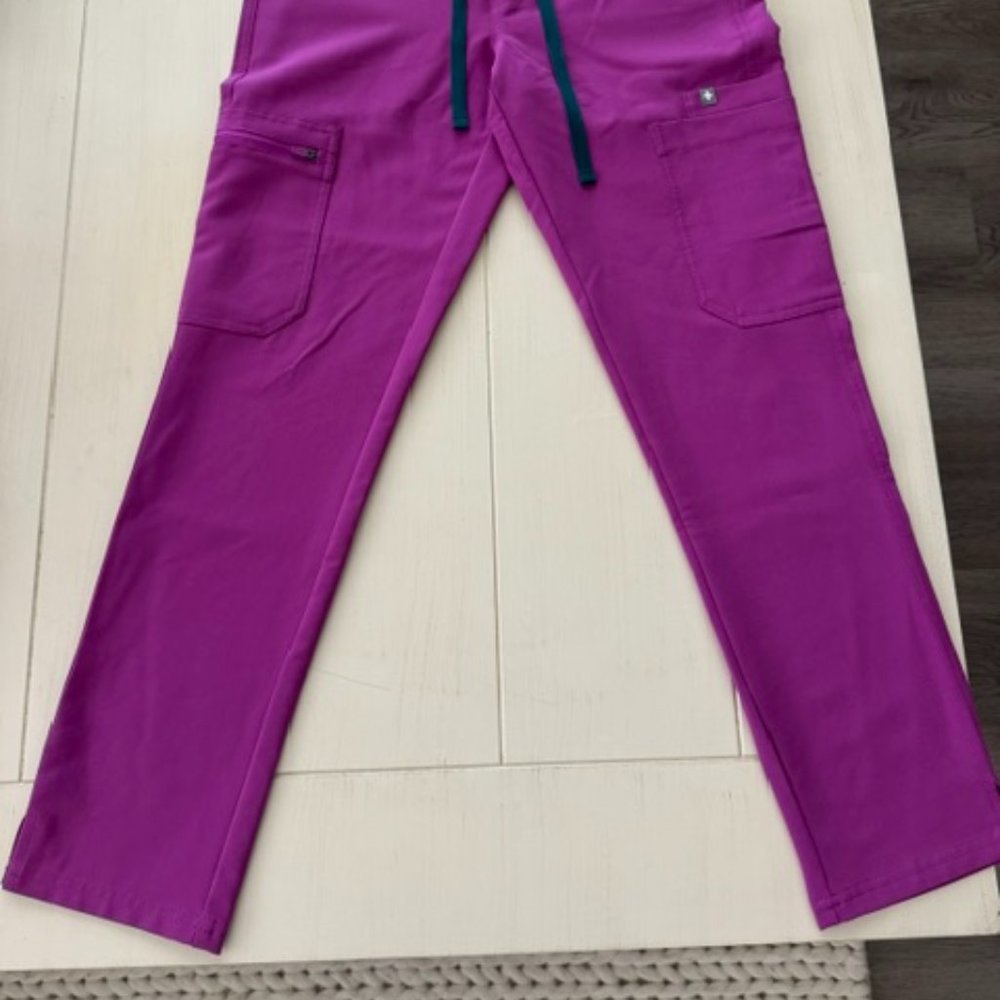 Figs Bright Fuchsia High Waisted Yola Skinny Scrub Pants - XXSP NO TAG - Picture 2 of 2